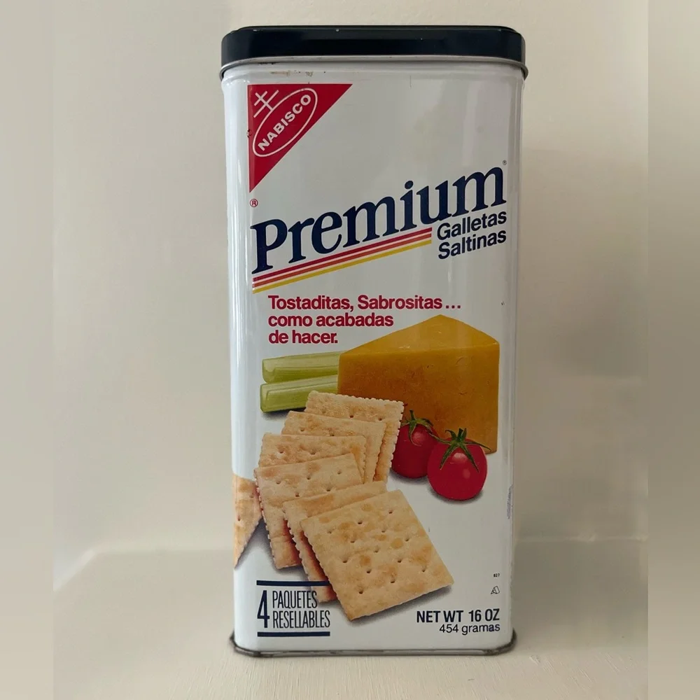 Nabisco Premium Saltine Cracker Tin - Picture 2 of 16